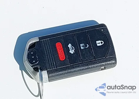 2013 Acura Ilx Hybrid 1.5L z USA, uszkodzony, nr VIN 19VDE3F73DE302557